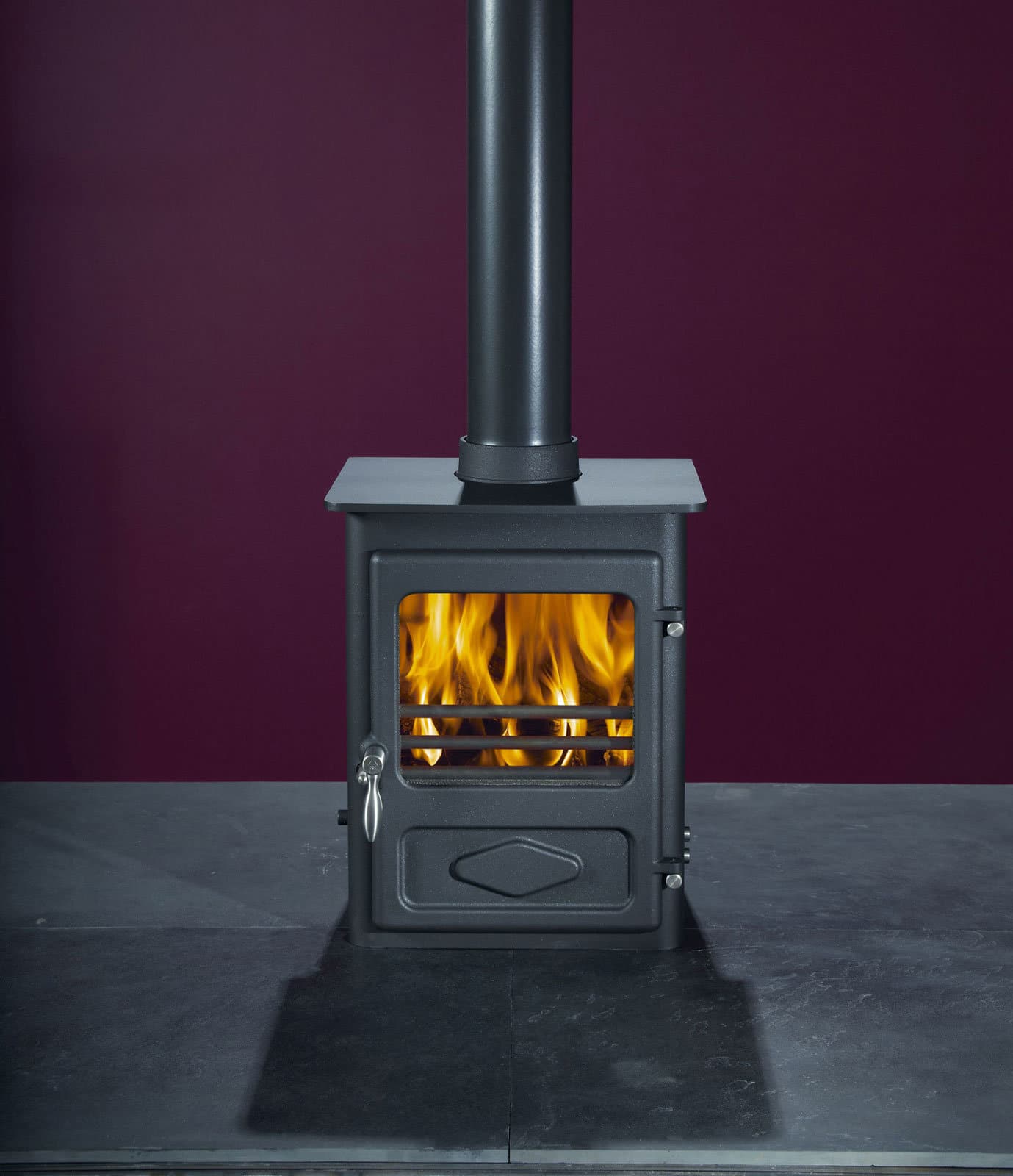 Ignite Stoves & Fireplaces Foxfire 4kW MultiFuel Stove