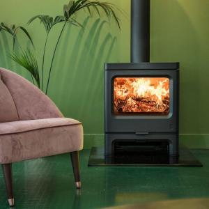 Charnwood Skye 7 Black