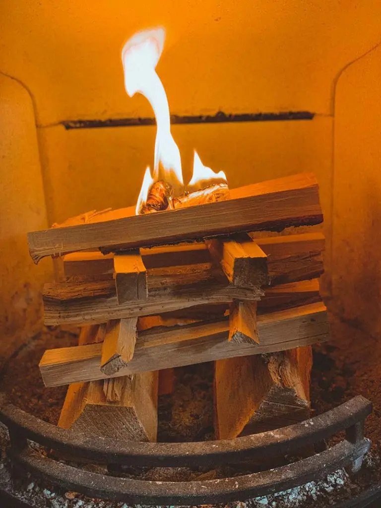 starting a log burner